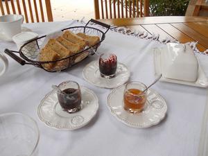 petit déjeuner à la maison d'hôtes en Vaucluse