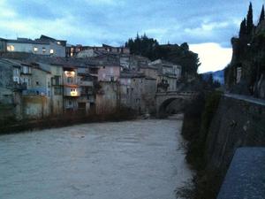 crue-a-vaison-la-romaine-en-provence.jpg